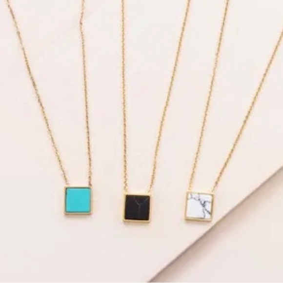 Lovoda Emmy Stone Necklace/Gold 14k White Gold Stainless - Picture 1 of 2